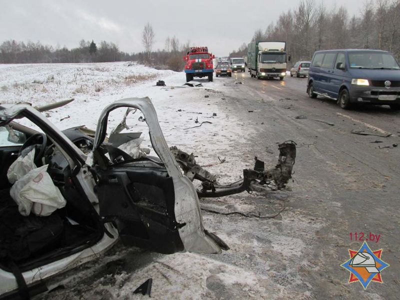 В ДТП на трассе Орша Витебск погибли два человека, еще трое травмированы