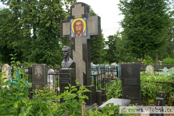Могила Петра Науменко на Старообрядческом кладбище в Витебске. Фото Сергея Серебро