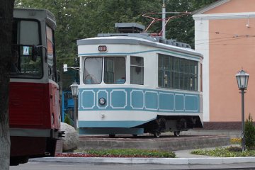 Трамвай начала XX века установленный на постамент. Витебск. Фото Серегя Серебро