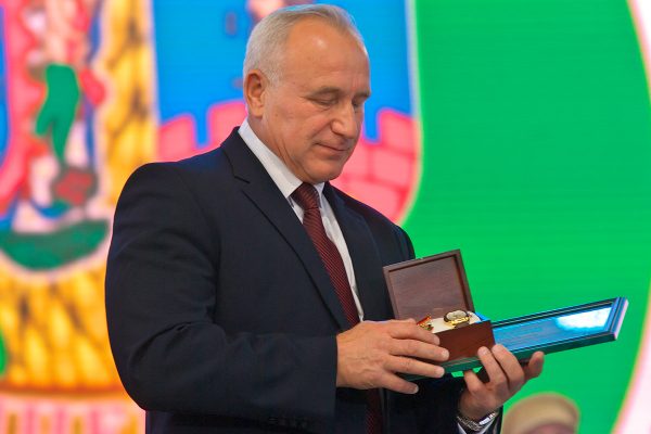 Часы, которымі Александр Лукашенко наградил Николая Шерстнева. Фото Сергея Серебро